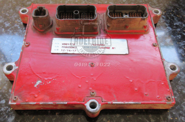 Cummins truck engine computer ECM 8.3 Ad blue 2017 - Wrecking Truck (54)