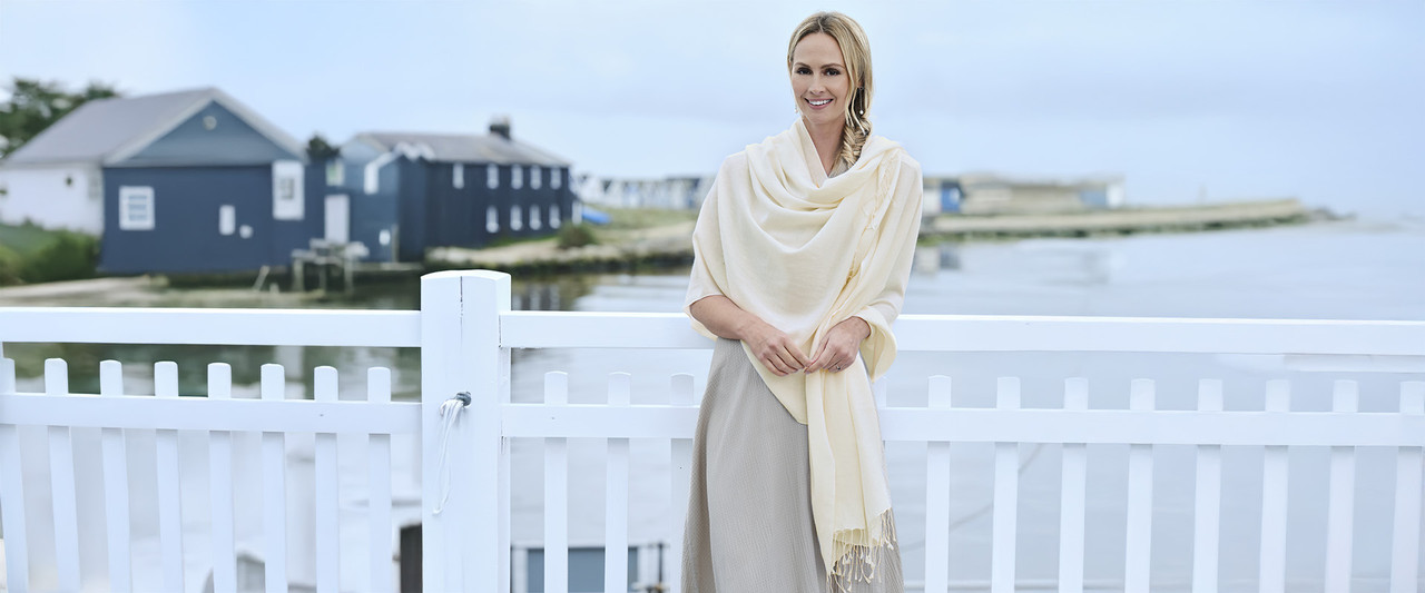 Cashmere Pashmina with 30 Colours and 4 Variations of Sizes