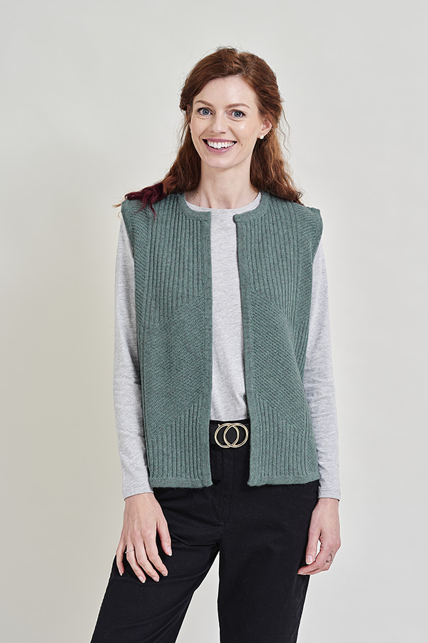 クリスタセヤLINEN RIBBED 3 YARNS GILET Cristaseya linen ribbed