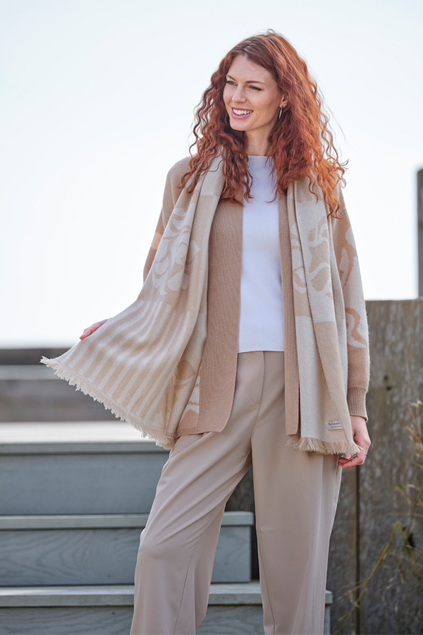 Cashmere 4 Ply Jacquard Stole Safari/Cream