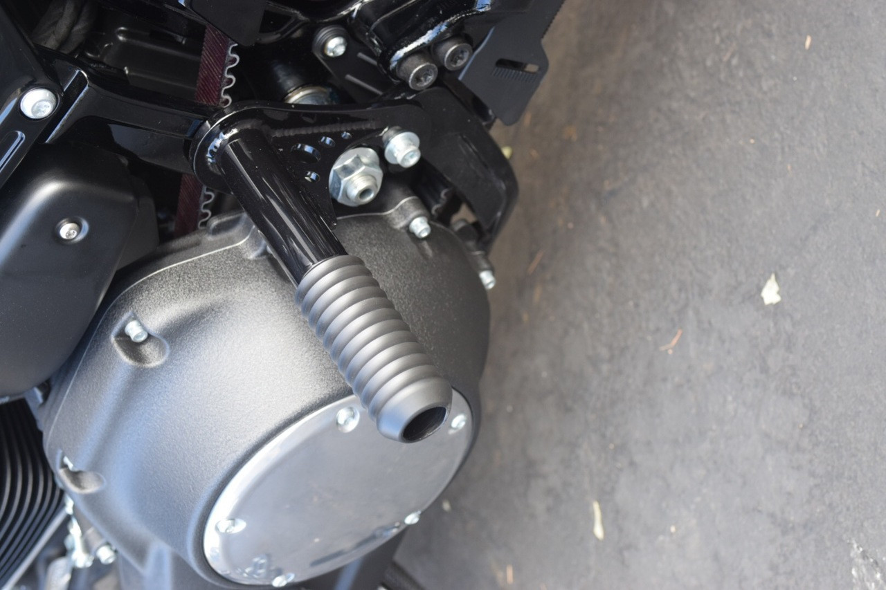 Passenger Peg Crash Bar for M8 Softail (2018–2025) | Bung King