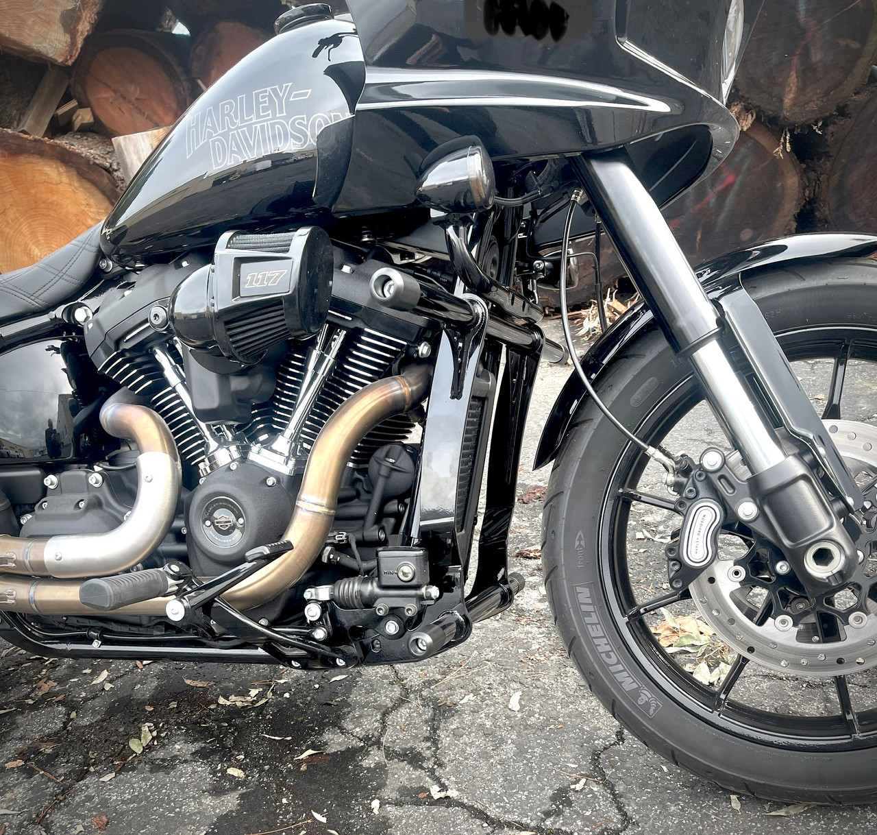 Dual-Step Crash Bar for 2018–2025 Harley-Davidson M8 Softail
