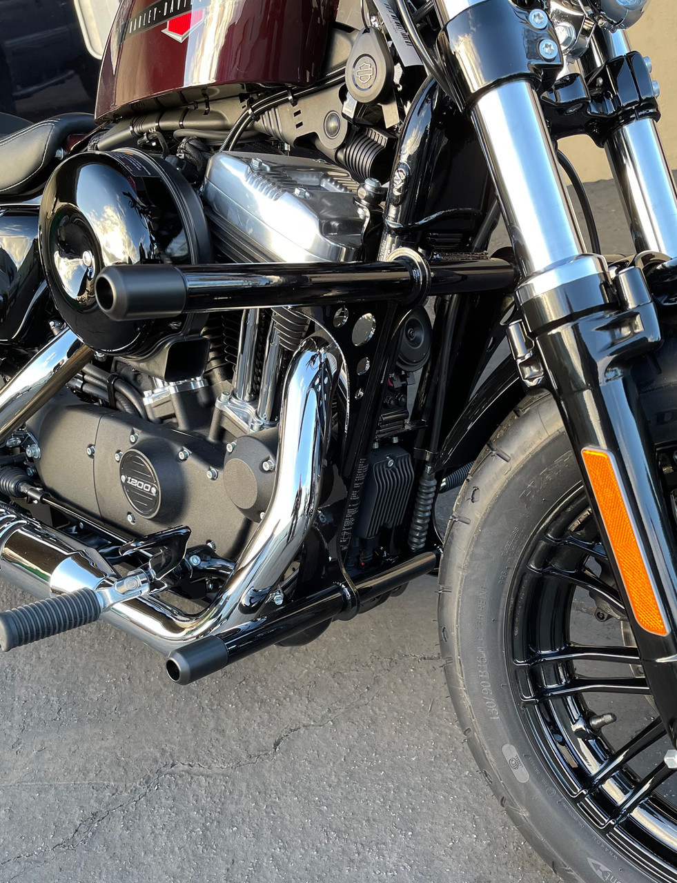 Bung King 2 Step Crashbar for Harley Sportster 2004–2021