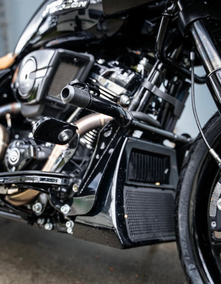 2024-up Bagger Highway Peg Crashbar 2024-up Bagger Highway Peg Crashbar