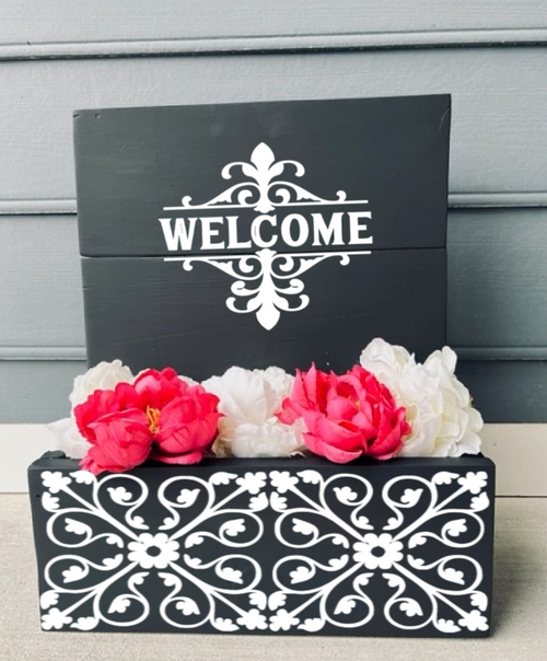 Welcome Design Hanging Flower Box