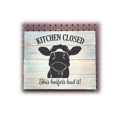 Kitchen Closed Heifer Enought PLANKED
