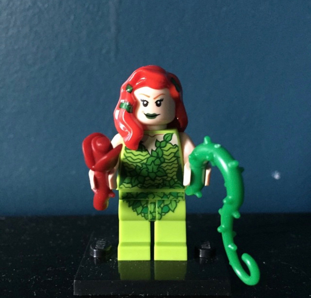 Custom Lego Minifigure of the Week! Poison Ivy by @minifigure_lover ...