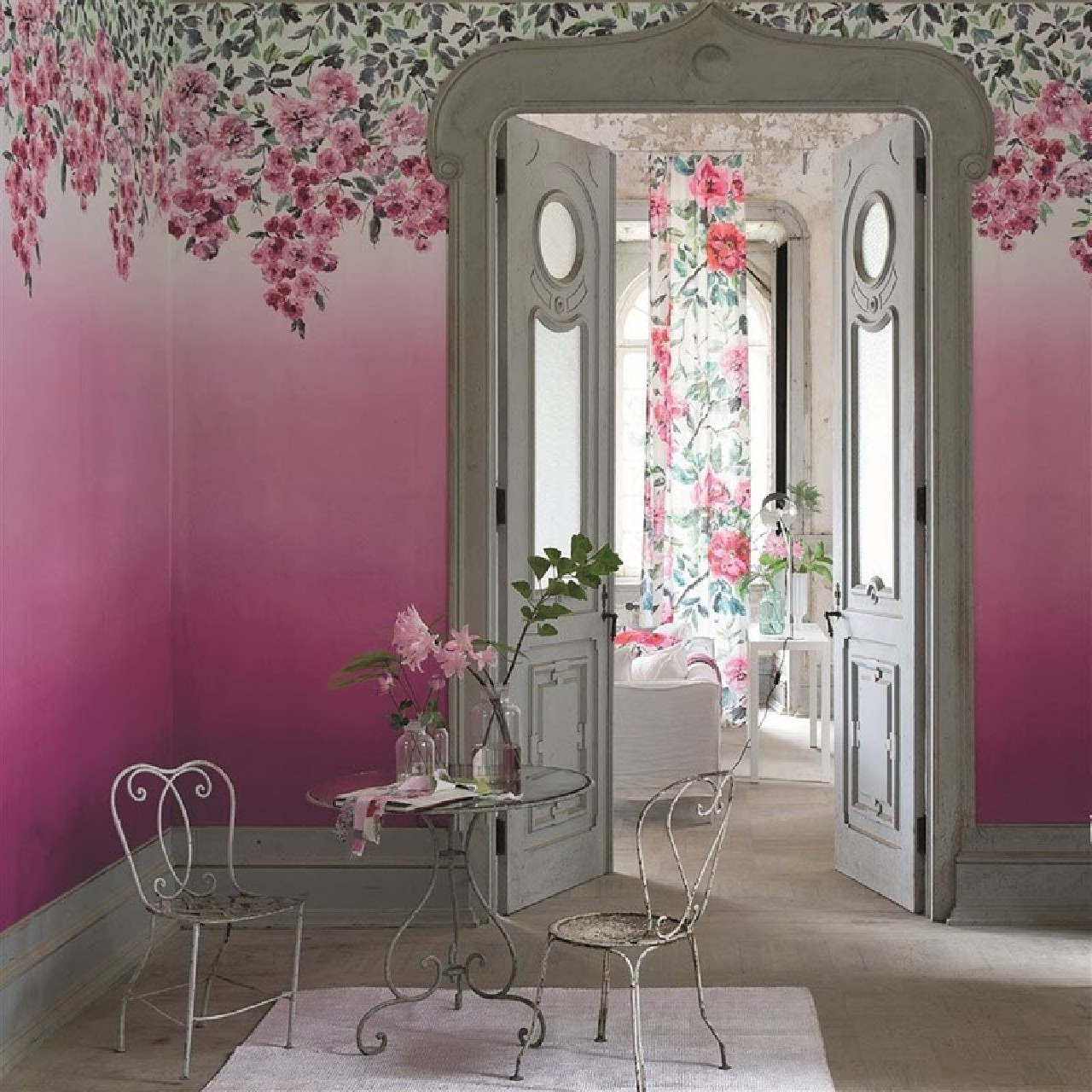 Designers Guild Scenes And Murals Trailing Rose Pdg656 01 Wallpaper Wallpapersales