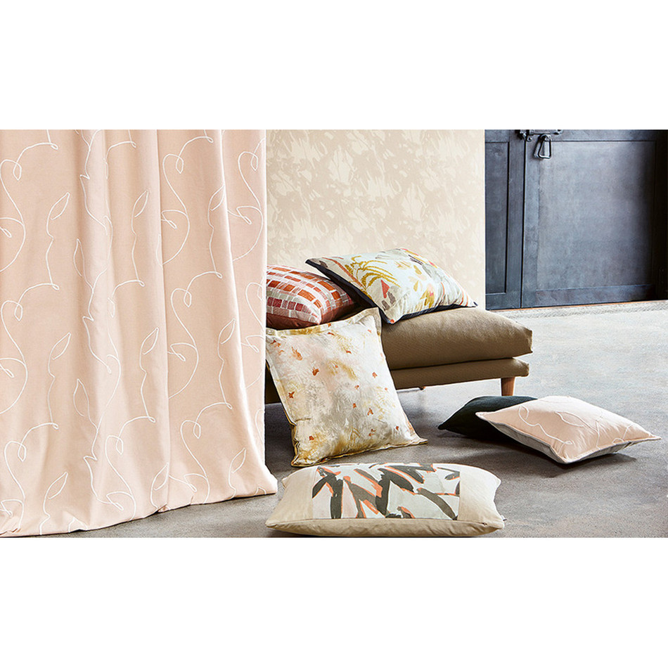 W600/02 Sombra Ostara Wallpaper By Villa Nova