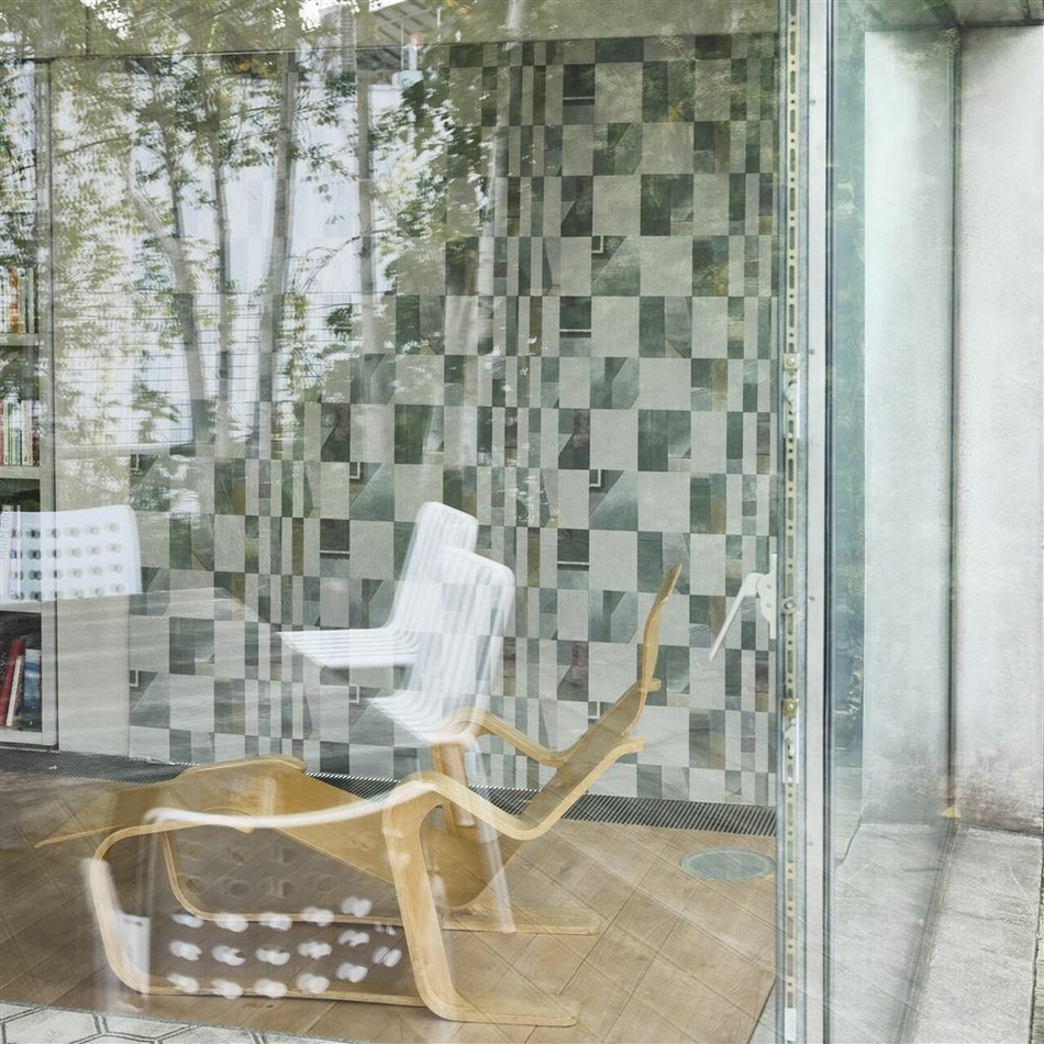 PDG1122/01 Parterre Chinon Wallpaper By Designers Guild PDG1122/01 Parterre Chinon Wallpaper By Designers Guild