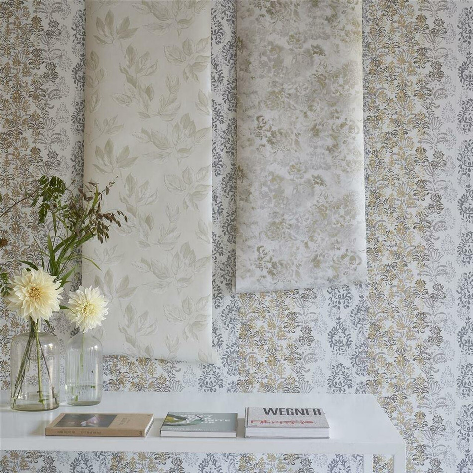 PDG1126/01 Tarbana Minakari Wallpaper by Designers Guild PDG1126/01 Tarbana Minakari Wallpaper by Designers Guild