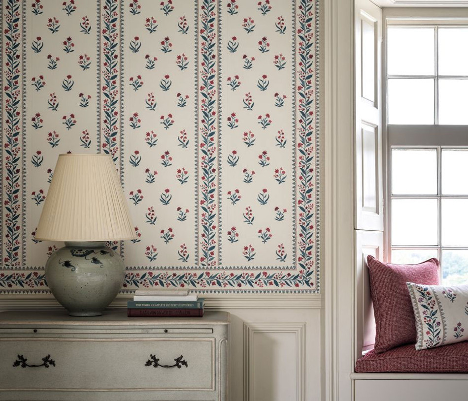 Petit Dapuri Signature Wallpaper by Nina Campbell Petit Dapuri Signature Wallpaper by Nina Campbell