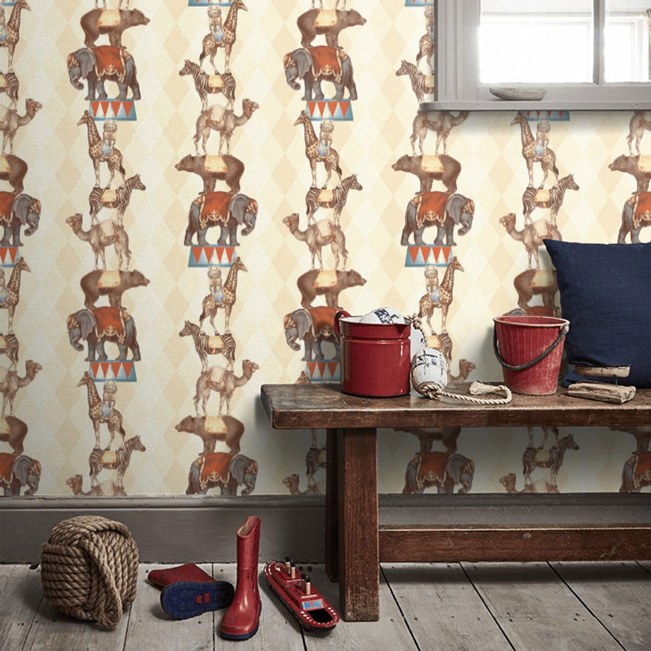 DYW0003 Barnum Discovery Light Gold Wallpaper By Sketch Twenty 3