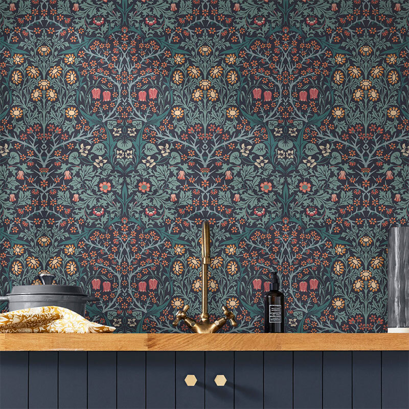 124251 Blackthorn William Morris at Home by Graham Brown