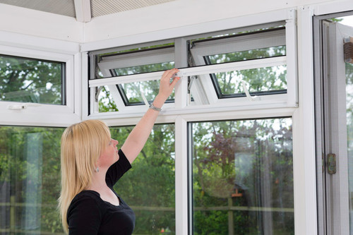 How to keep a conservatory cool