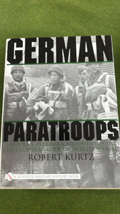 SDB022 German Paratroops (Uniforms, Insignia & Equipment) SDB022 German Paratroops (Uniforms, Insignia & Equipment)