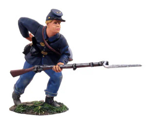 BR31028 Union Infantry Reaching for Cartridge BR31028 Union Infantry Reaching for Cartridge