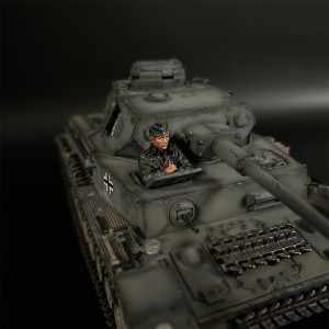 WPKU134 Wehrmacht Panzer Crew Signalman for Pz IV / Tiger WPKU134 Wehrmacht Panzer Crew Signalman for Pz IV / Tiger