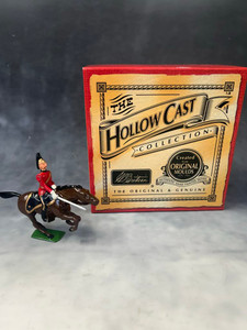 BR40199 2nd Dragoon Officer (Hollowcast) BR40199 2nd Dragoon Officer (Hollowcast)