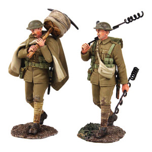 BR23113 The Work Party Set No.2 - 1916-18 British Infantry with 'Pig Tails' and Walking with Barbed Wire Roll - Two figure set in box (Limited Edition of 400 Sets) BR23113 The Work Party Set No.2 - 1916-18 British Infantry with 'Pig Tails' and Walking with Barbed Wire Roll - Two figure set in box (Limited Edition of 400 Sets)