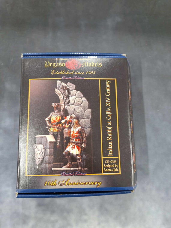 KIT010 Pegaso Models Special Limited Edition Italian Knights at Castle, XIV century 54mm