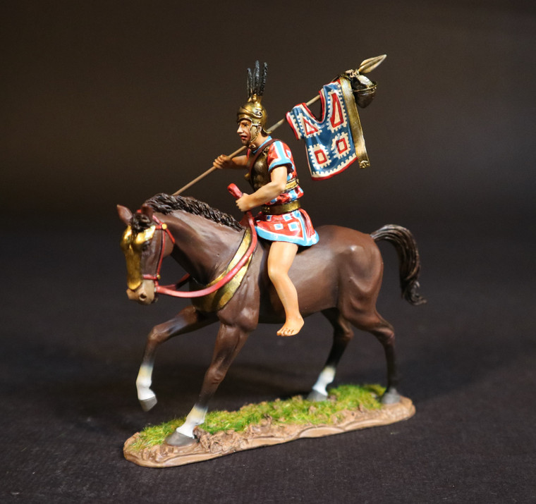 JJCTSM14A Samnite Standard Bearer