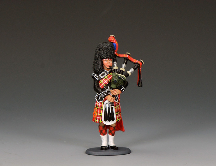 KCCE119 Scots Guards Piper