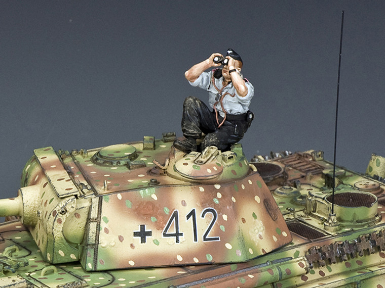 KCWS353 Sky-Watching Panzer Crewman