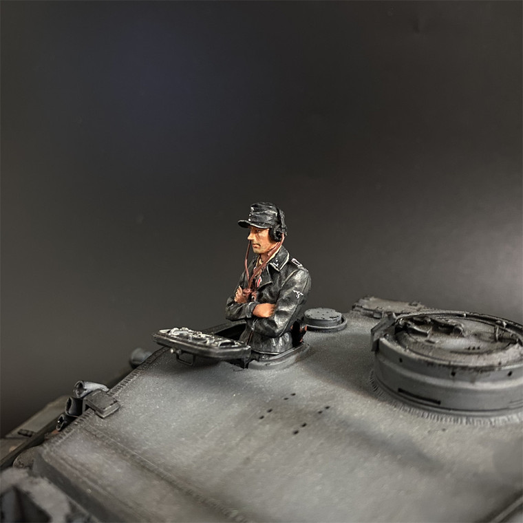 WPKU109 Waffen SS Tank Commander Crossing Hands