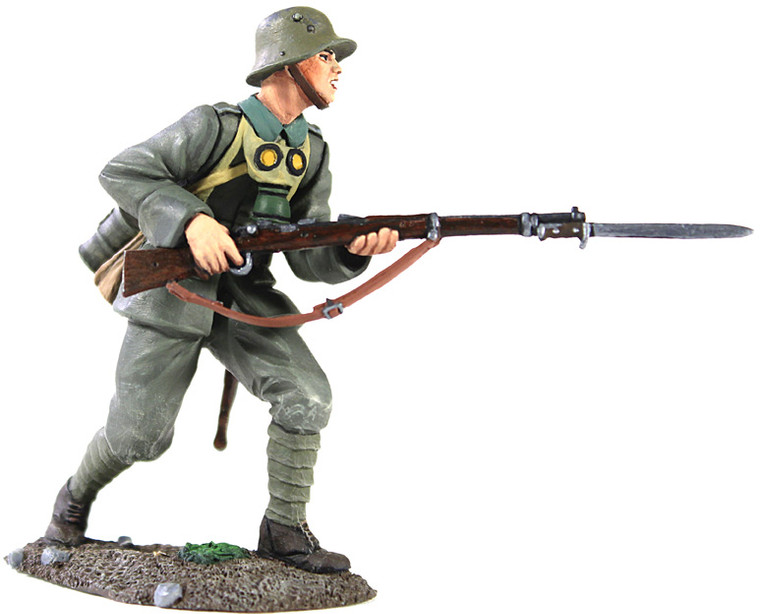 BR23057 1916-18 German Infantry Advancing No.2 - Single figure in clamshell package