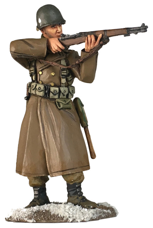 BR25066 U.S. 101st Airborne in Greatcoat Standing Firing M-1 Garand, Winter 1944-45 - Single figure in box