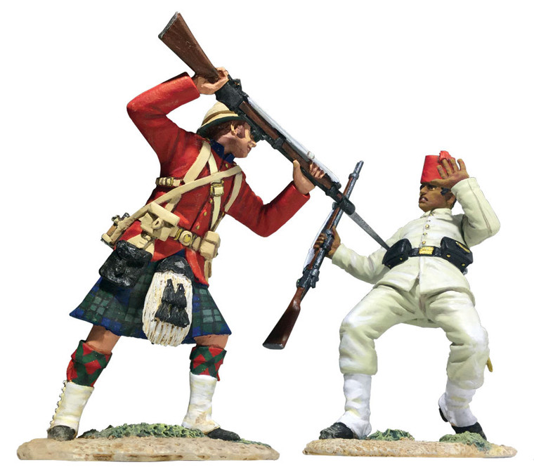 BR27064 Pressing Home with Steel 42nd Highland Bayonetting Egyptian Infantry Casualty Falling - Two figure set in box