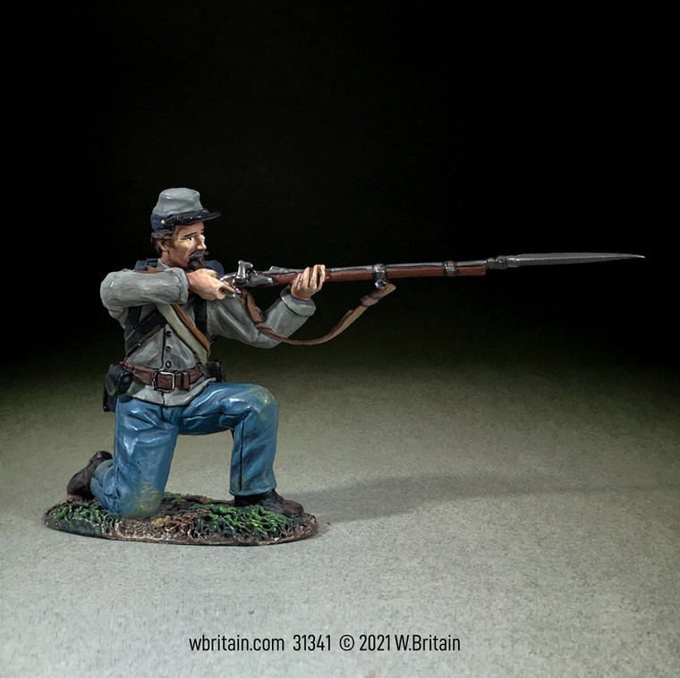 BR31341 Confederate Infantry Kneeling Firing, No.2 - Single figure in box