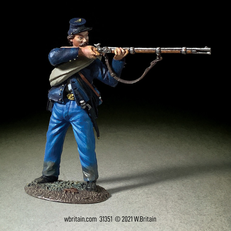 BR31351 Federal Irish Brigade Standing Firing, No.2 - Single figure in box