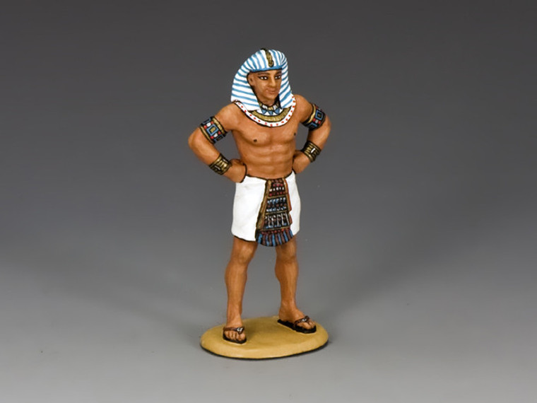 YKCAE055 Standing Pharao