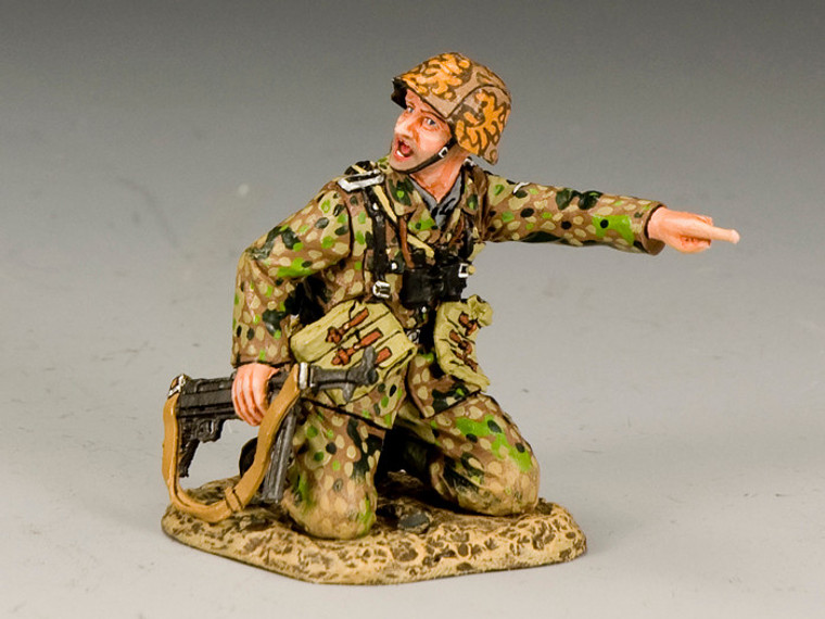 YKCWS164 Kneeling HJ Officer