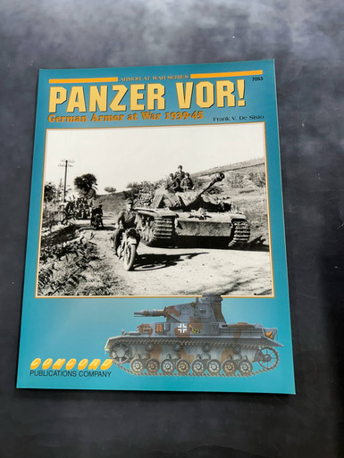 7057. PANZER IN THE GUNSIGHTS 2 US ARMY PHOTOS