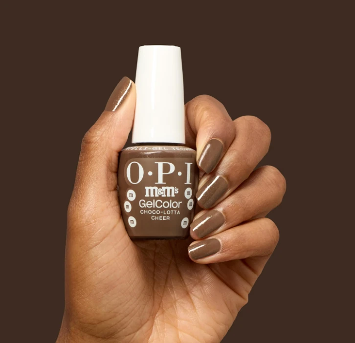 OPI x M&M'S GelColor Intelli-Gel Choco-lotta Cheer HPT04 - 0.5 oz (15 mL)