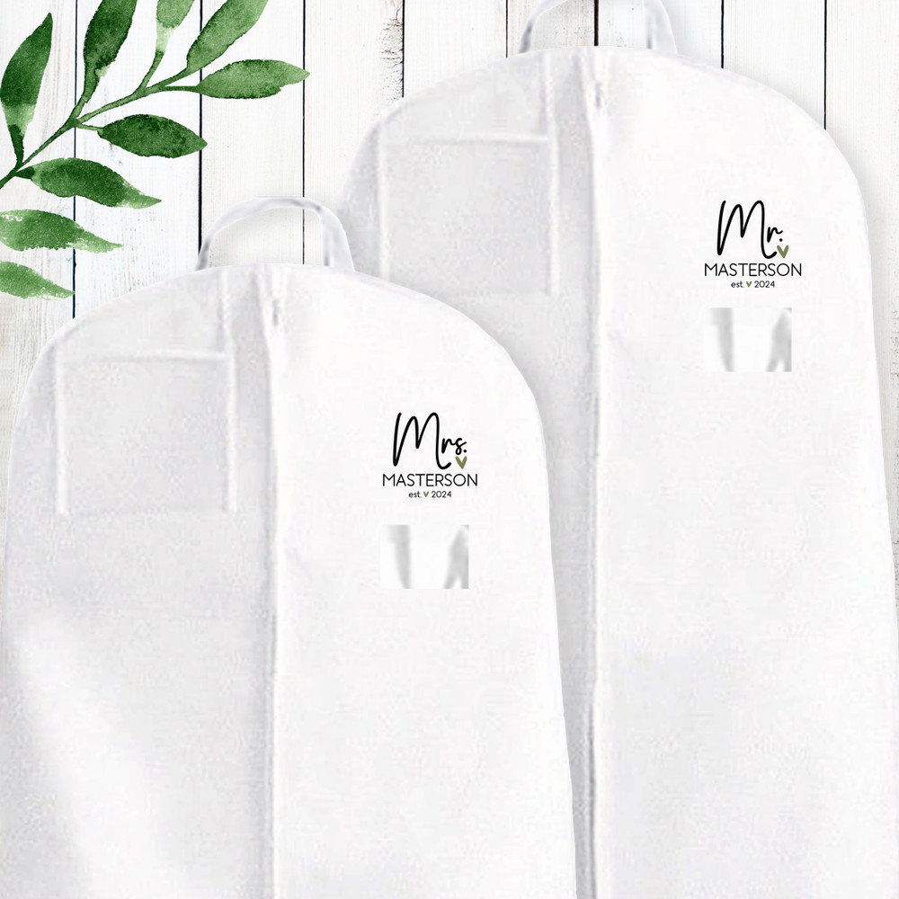 Mr and Mrs Travel Wedding Garment Bags - Wedding Dress Bag for Bride - Groom's Suit Bag - Personalized Garment Bags for Bride and Groom - Monogrammed Mens Suit Bag - Garment Storage Bags