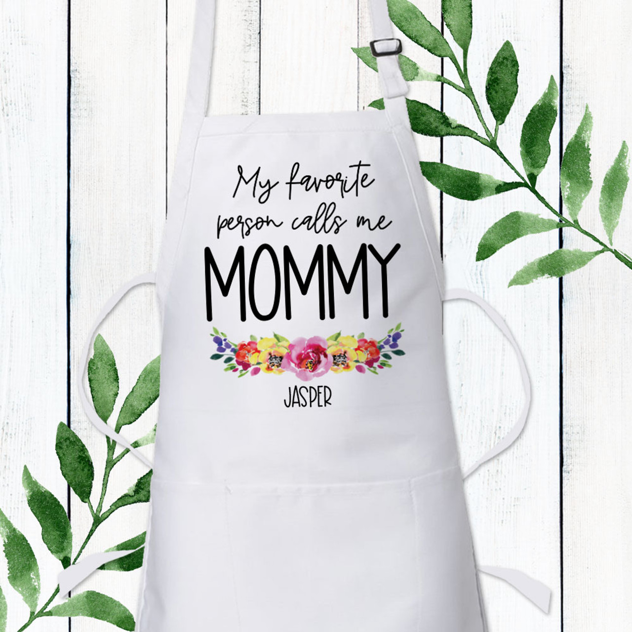 Personalized Best Mom Ever Aprons – A Gift Personalized