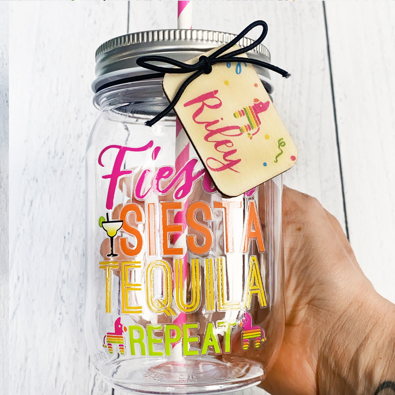 https://cdn11.bigcommerce.com/s-5grzuu6/images/stencil/1280x1280/products/6596/54497/Fiesta-Siesta-Acrylic-Mason-Jars-1__75782.1685122908.jpg?c=2