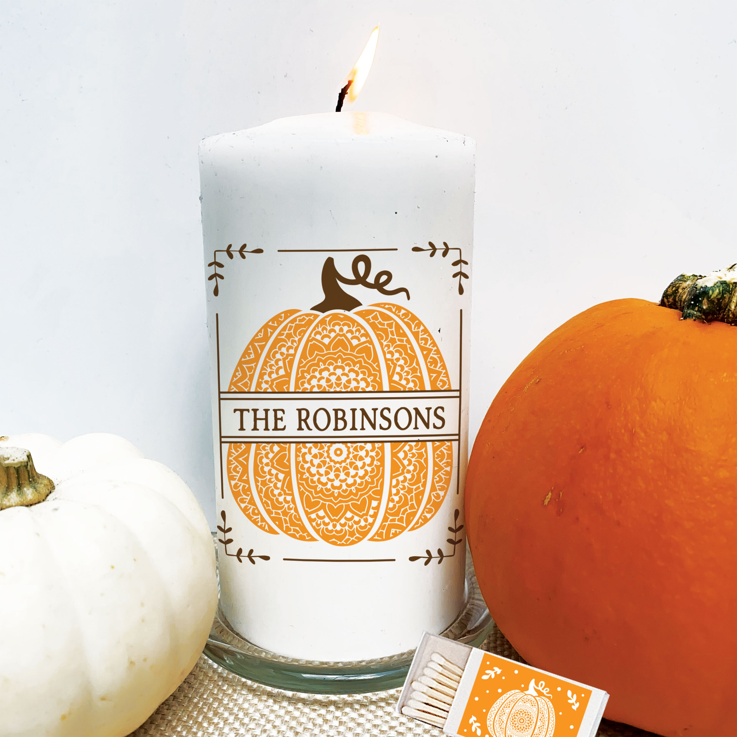 Personalized Thanksgiving gifts and party details for family and friends