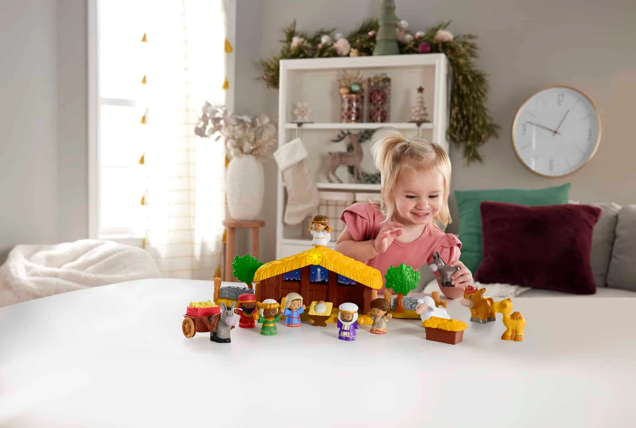 Fisher-Price Little People Nativity Scene Playset – 17 Pieces