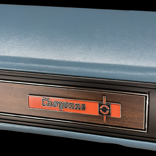 Cheyenne Dash Pad Kit