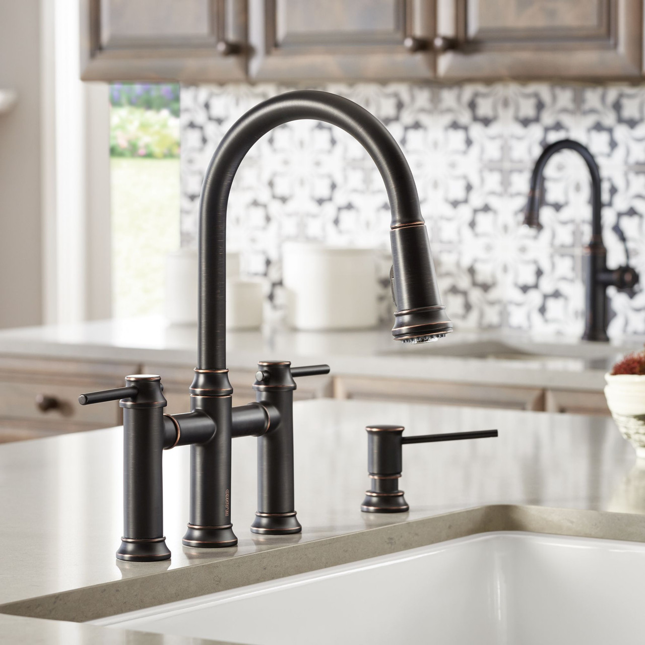 Blanco Empressa 1.5 GPM PullDown Bridge Faucet in Oil Rubbed Bronze