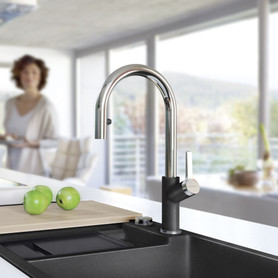 526392 Urbena Single-Lever Pull-Down Kitchen Faucet with 1.5 GPM in Anthracite/Chrome