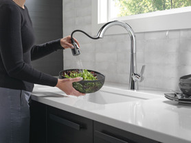 9191-PR-DST Monrovia Single Handle Pull Down Kitchen Faucet, Lumicoat Chrome