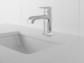 Peerless Ezra(R): Single-Handle Curved Spout Lavatory Faucet