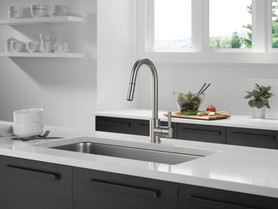 Peerless Precept(R): Single-Handle Pull-Down Kitchen Faucet