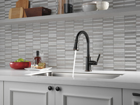 Peerless Westchester(R): Single-Handle Pull-Down Kitchen Faucet